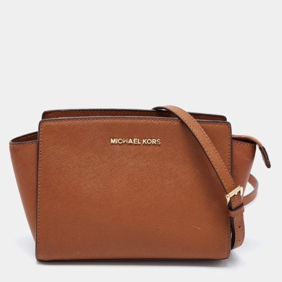 Michael Kors Handbags - Michael Kors Brown Leather Shoulder Bag